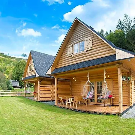 Деревянный коттедж Cicha Polana